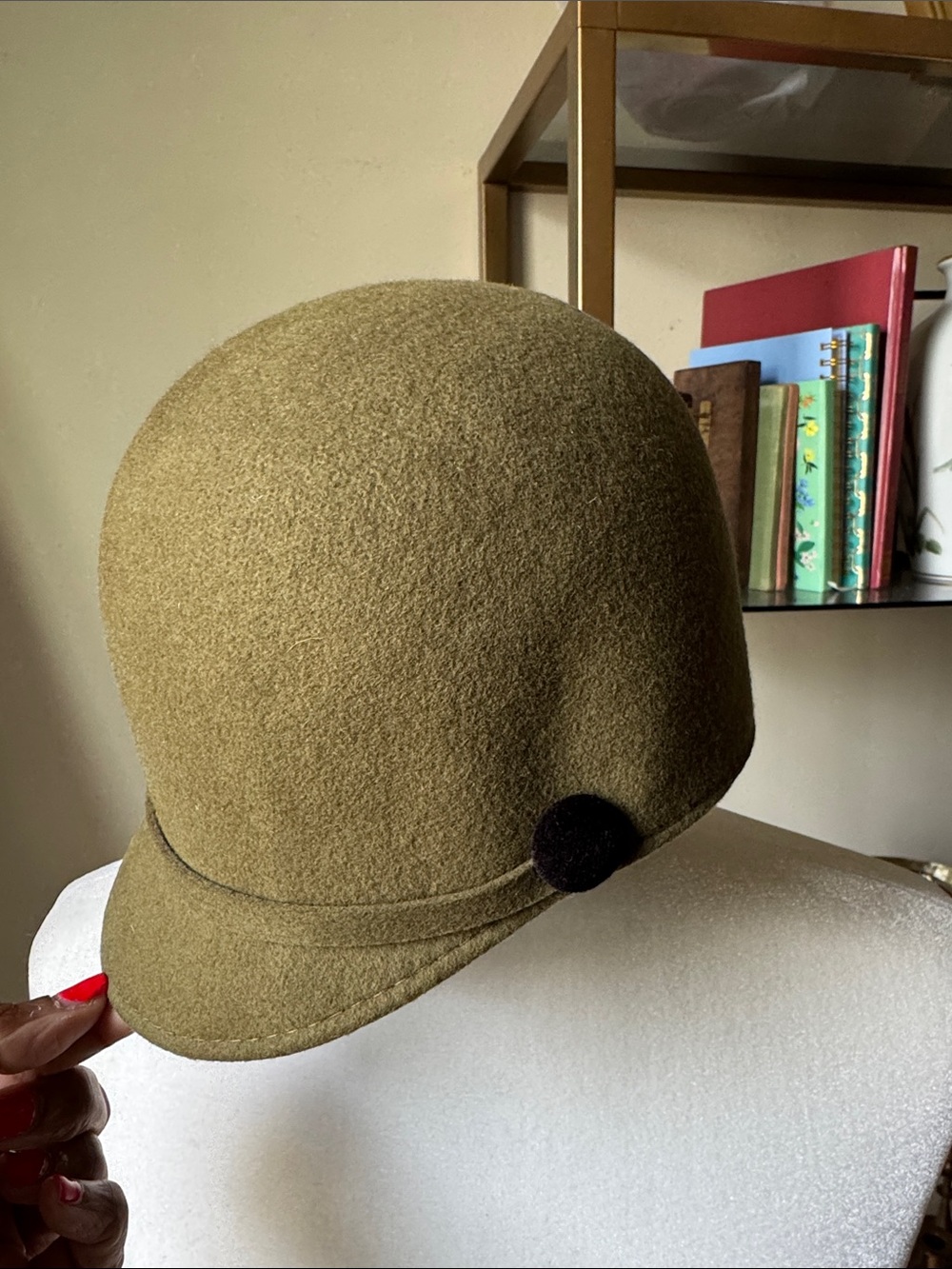 Bettina wool hats